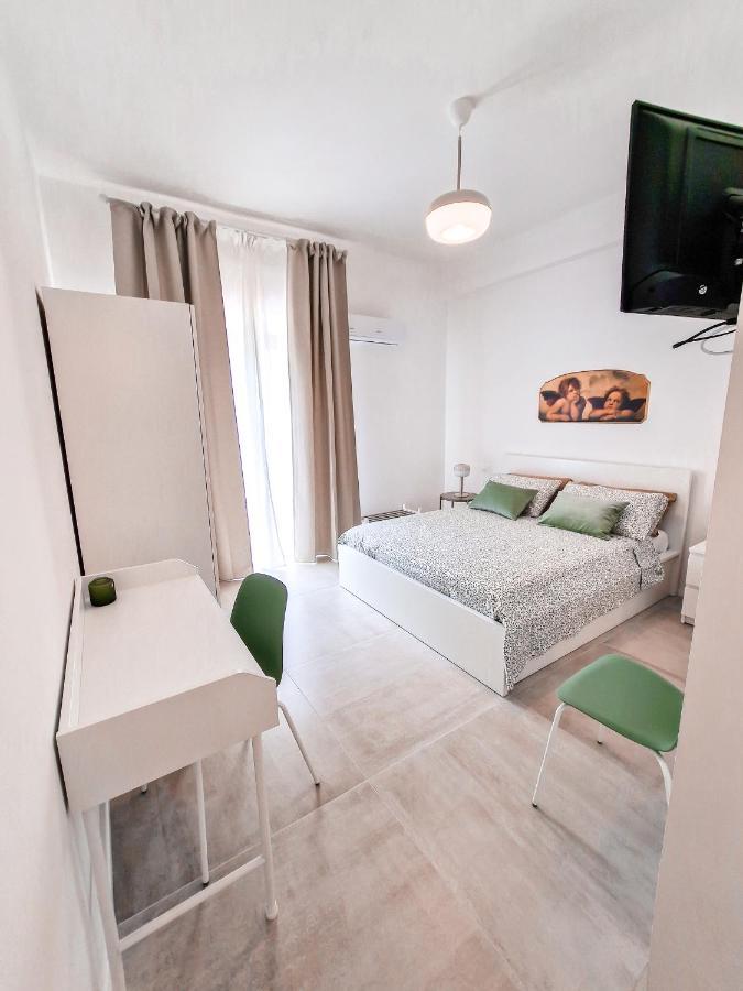 Holy Dove By Wonderful Italy Apartment เชฟาลู ภายนอก รูปภาพ