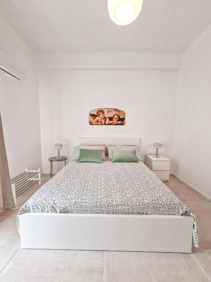 Holy Dove By Wonderful Italy Apartment เชฟาลู ภายนอก รูปภาพ