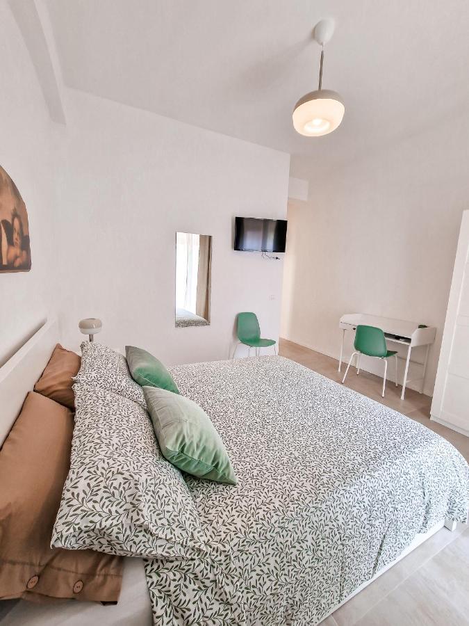 Holy Dove By Wonderful Italy Apartment เชฟาลู ภายนอก รูปภาพ